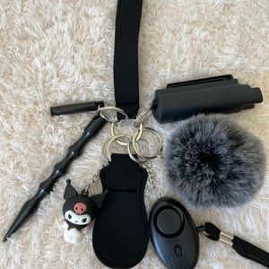 🖤💕Kuromi Sanrio Self Defense Keychain💕🖤